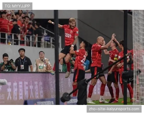 赛程密集间隔短暂 阵容轮换安排成各队考验